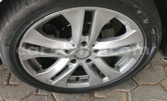 Buy Used Mercedes-Benz C–Class White Car in Maputsoe in Leribe Buy Used Mercedes-Benz C–Class White Car in Maputsoe in Leribe