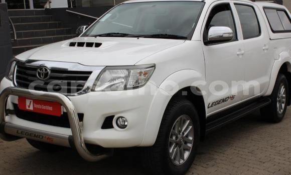 اشتري مستعمل Toyota Hilux White سيارة في Maseru في Maseru اشتري مستعمل Toyota Hilux White سيارة في Maseru في Maseru