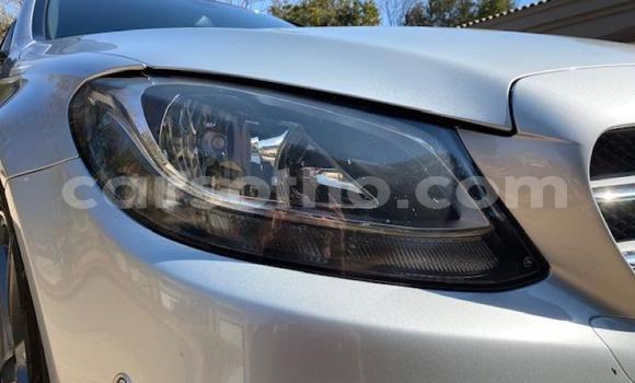 Acheter Occasion Voiture Mercedes-Benz C-klasse Gris à Maseru, Maseru Acheter Occasion Voiture Mercedes-Benz C-klasse Gris à Maseru, Maseru