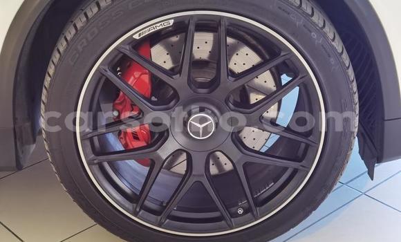 Acheter Occasion Voiture Mercedes-Benz AMG GLC Blanc à Maseru, Maseru Acheter Occasion Voiture Mercedes-Benz AMG GLC Blanc à Maseru, Maseru