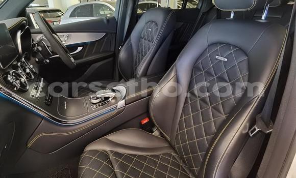 Acheter Occasion Voiture Mercedes-Benz AMG GLC Blanc à Maseru, Maseru Acheter Occasion Voiture Mercedes-Benz AMG GLC Blanc à Maseru, Maseru