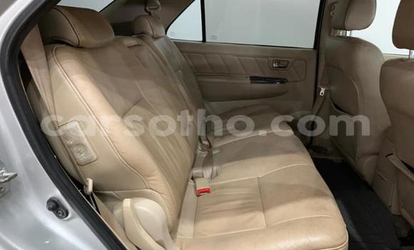 Acheter Occasion Voiture Toyota Fortuner Marron à Maseru, Maseru Acheter Occasion Voiture Toyota Fortuner Marron à Maseru, Maseru