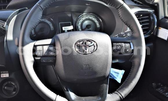 Buy Used Toyota Hilux Silver Car in Maseru in Maseru Buy Used Toyota Hilux Silver Car in Maseru in Maseru