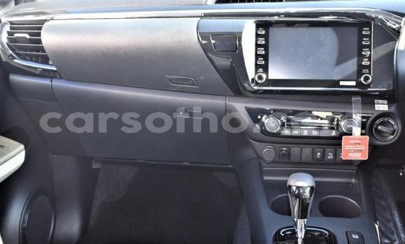 Buy Used Toyota Hilux Silver Car in Maseru in Maseru Buy Used Toyota Hilux Silver Car in Maseru in Maseru