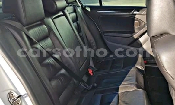 Sayi Na hannu Volkswagen Golf GTI White Mota in Mafeteng a Mafeteng Sayi Na hannu Volkswagen Golf GTI White Mota in Mafeteng a Mafeteng