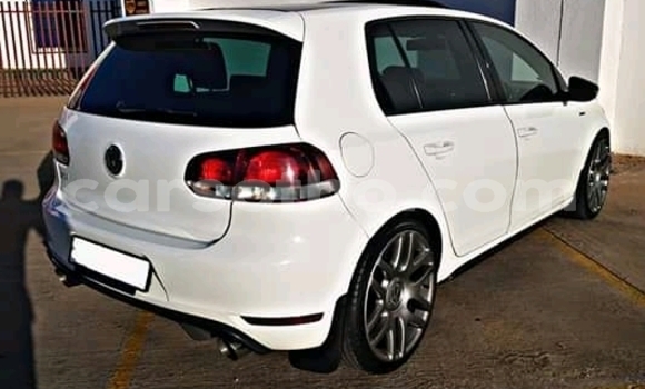 Sayi Na hannu Volkswagen Golf GTI White Mota in Mafeteng a Mafeteng Sayi Na hannu Volkswagen Golf GTI White Mota in Mafeteng a Mafeteng