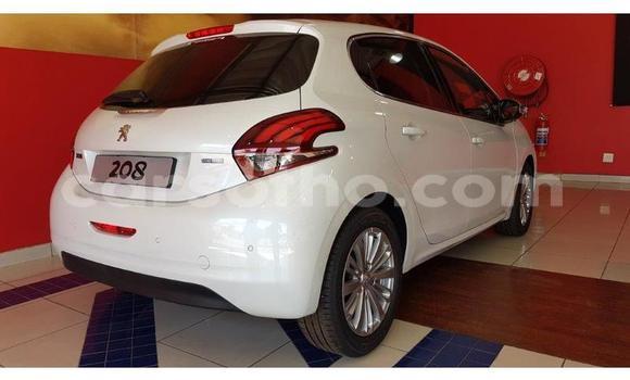 Buy Used Peugeot 208 White Car in Maseru in Maseru Buy Used Peugeot 208 White Car in Maseru in Maseru