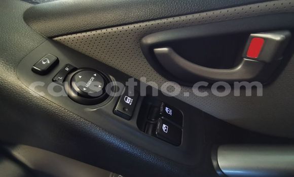 Buy Used Hyundai H1 Silver Car in Maputsoe in Leribe Buy Used Hyundai H1 Silver Car in Maputsoe in Leribe