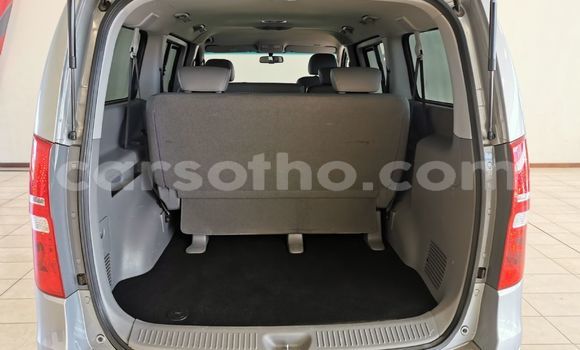 Buy Used Hyundai H1 Silver Car in Maputsoe in Leribe Buy Used Hyundai H1 Silver Car in Maputsoe in Leribe