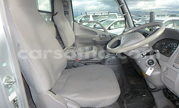 اشتري مستعمل Toyota Dyna Silver سيارة في Butha–Buthe في Thaba-Tseka اشتري مستعمل Toyota Dyna Silver سيارة في Butha–Buthe في Thaba-Tseka