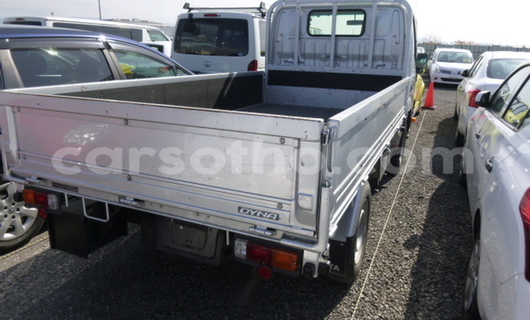 اشتري مستعمل Toyota Dyna Silver سيارة في Butha–Buthe في Thaba-Tseka اشتري مستعمل Toyota Dyna Silver سيارة في Butha–Buthe في Thaba-Tseka