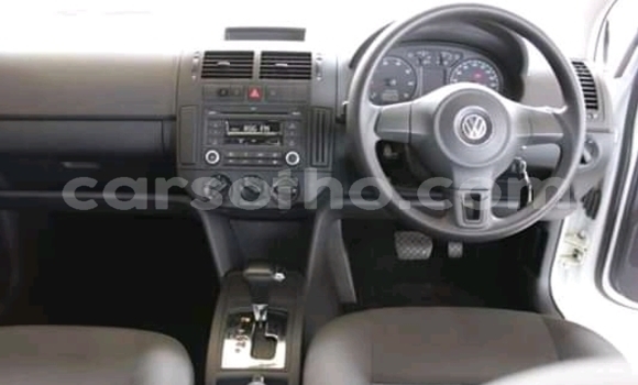 Sayi Na hannu Volkswagen Polo White Mota in Mafeteng a Mafeteng Sayi Na hannu Volkswagen Polo White Mota in Mafeteng a Mafeteng