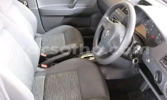 Sayi Na hannu Volkswagen Polo White Mota in Mafeteng a Mafeteng Sayi Na hannu Volkswagen Polo White Mota in Mafeteng a Mafeteng