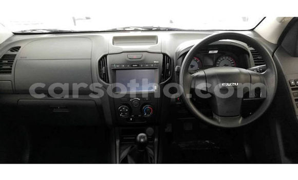 اشتري مستعمل Isuzu KB Blue سيارة في Butha–Buthe في Thaba-Tseka اشتري مستعمل Isuzu KB Blue سيارة في Butha–Buthe في Thaba-Tseka