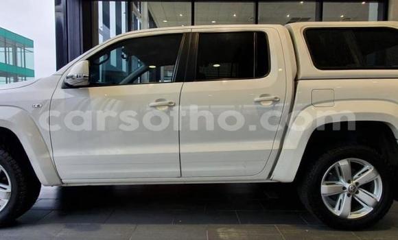 Buy Used Volkswagen Amarok White Car in Maseru in Maseru Buy Used Volkswagen Amarok White Car in Maseru in Maseru