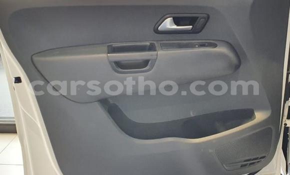 Buy Used Volkswagen Amarok White Car in Maseru in Maseru Buy Used Volkswagen Amarok White Car in Maseru in Maseru