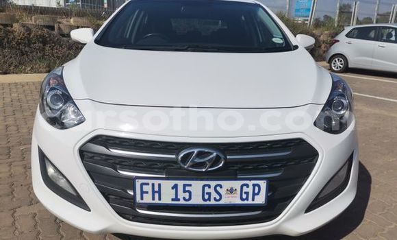 Buy Used Hyundai i30 White Car in Maputsoe in Leribe Buy Used Hyundai i30 White Car in Maputsoe in Leribe