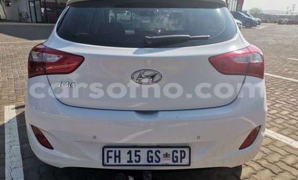 Buy Used Hyundai i30 White Car in Maputsoe in Leribe Buy Used Hyundai i30 White Car in Maputsoe in Leribe