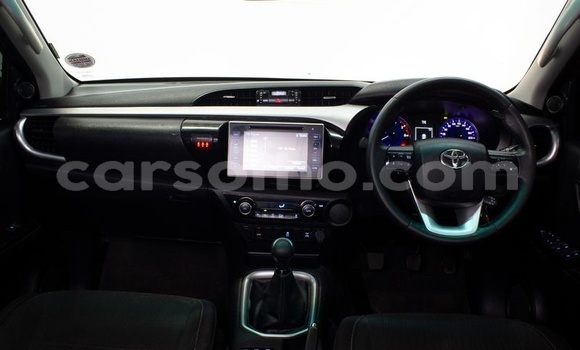 Acheter Occasion Voiture Toyota Hilux Rouge à Maputsoa, Leribe Acheter Occasion Voiture Toyota Hilux Rouge à Maputsoa, Leribe