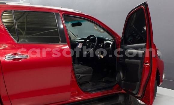 Acheter Occasion Voiture Toyota Hilux Rouge à Maputsoa, Leribe Acheter Occasion Voiture Toyota Hilux Rouge à Maputsoa, Leribe