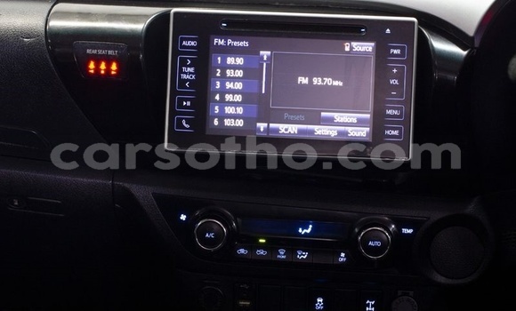 Acheter Occasion Voiture Toyota Hilux Rouge à Maputsoa, Leribe Acheter Occasion Voiture Toyota Hilux Rouge à Maputsoa, Leribe