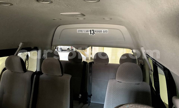 Acheter Occasion Voiture Toyota Hiace Blanc à Maputsoa, Leribe Acheter Occasion Voiture Toyota Hiace Blanc à Maputsoa, Leribe