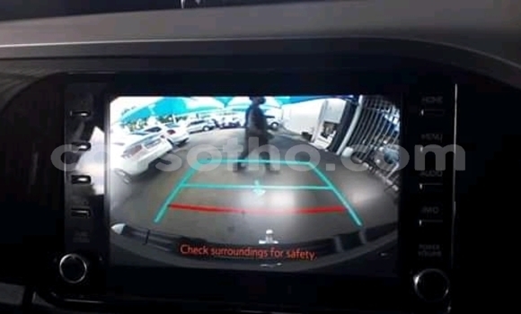 Sayi Na hannu Toyota Hilux Silver Mota in Maseru a Maseru Sayi Na hannu Toyota Hilux Silver Mota in Maseru a Maseru