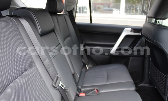 Acheter Occasion Voiture Toyota Prado Blanc à Maseru, Maseru Acheter Occasion Voiture Toyota Prado Blanc à Maseru, Maseru