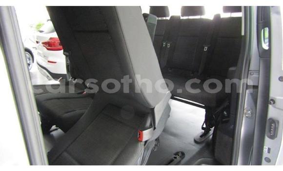 Acheter Occasion Voiture Mercedes-Benz Vito Blanc à Maseru, Maseru Acheter Occasion Voiture Mercedes-Benz Vito Blanc à Maseru, Maseru