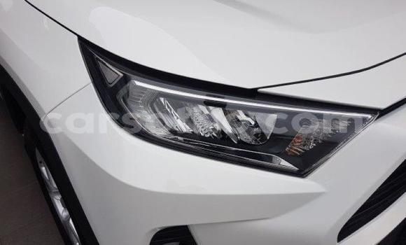 Sayi Na hannu Toyota Rush White Mota in Maseru a Maseru Sayi Na hannu Toyota Rush White Mota in Maseru a Maseru