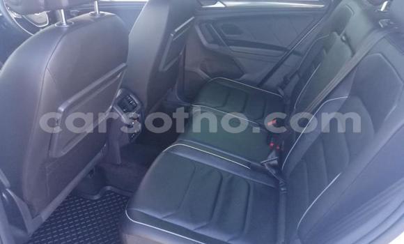 اشتري مستعمل Volkswagen Tiguan White سيارة في Maputsoa في Leribe اشتري مستعمل Volkswagen Tiguan White سيارة في Maputsoa في Leribe