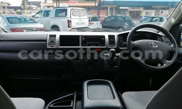 اشتري مستعمل Toyota Hiace White سيارة في Maputsoe في Leribe اشتري مستعمل Toyota Hiace White سيارة في Maputsoe في Leribe