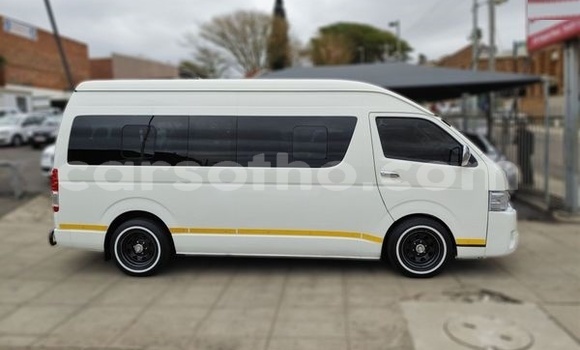 Acheter Occasion Voiture Toyota Hiace Blanc à Maputsoe, Leribe Acheter Occasion Voiture Toyota Hiace Blanc à Maputsoe, Leribe
