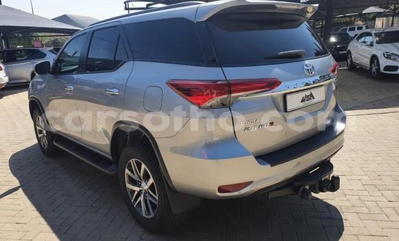 اشتري مستعمل Toyota Fortuner Silver سيارة في Maseru في Maseru اشتري مستعمل Toyota Fortuner Silver سيارة في Maseru في Maseru