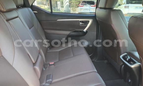 اشتري مستعمل Toyota Fortuner Silver سيارة في Maseru في Maseru اشتري مستعمل Toyota Fortuner Silver سيارة في Maseru في Maseru