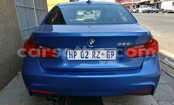Sayi Na hannu BMW 3–Series Blue Mota in Roma a Maseru Sayi Na hannu BMW 3–Series Blue Mota in Roma a Maseru