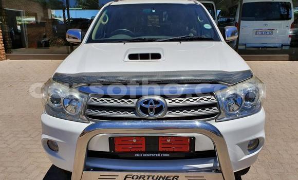 Buy Used Toyota Fortuner Silver Car in Maseru in Maseru Buy Used Toyota Fortuner Silver Car in Maseru in Maseru