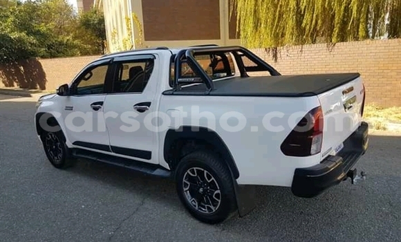 Acheter Occasion Voiture Toyota Hilux Blanc à Maseru, Maseru Acheter Occasion Voiture Toyota Hilux Blanc à Maseru, Maseru