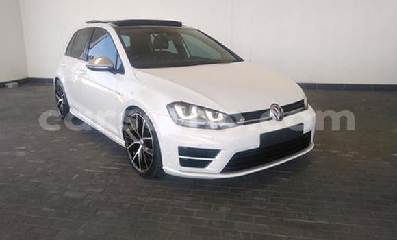 Buy Used Volkswagen Golf R White Car in Maseru in Maseru Buy Used Volkswagen Golf R White Car in Maseru in Maseru