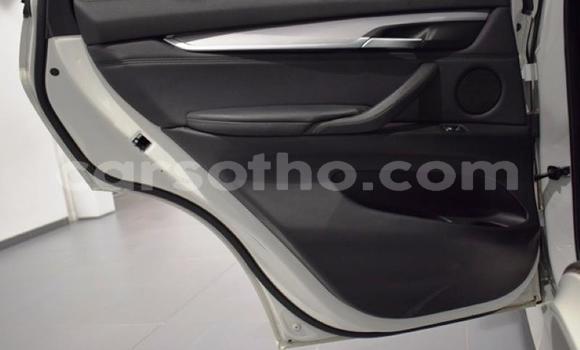 Sayi Na hannu BMW X5 White Mota in Maseru a Maseru Sayi Na hannu BMW X5 White Mota in Maseru a Maseru