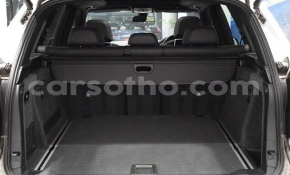 Sayi Na hannu BMW X5 White Mota in Maseru a Maseru Sayi Na hannu BMW X5 White Mota in Maseru a Maseru