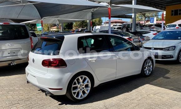 Buy Used Volkswagen Golf GTI White Car in Maputsoa in Leribe Buy Used Volkswagen Golf GTI White Car in Maputsoa in Leribe