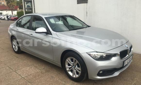 اشتري مستعمل BMW 3–Series Silver سيارة في Hlotse في Leribe اشتري مستعمل BMW 3–Series Silver سيارة في Hlotse في Leribe