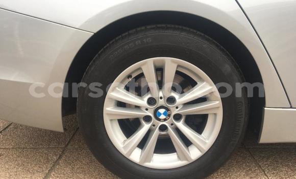 اشتري مستعمل BMW 3–Series Silver سيارة في Hlotse في Leribe اشتري مستعمل BMW 3–Series Silver سيارة في Hlotse في Leribe