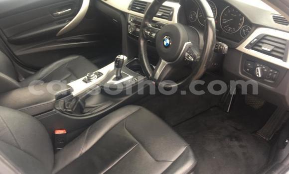 اشتري مستعمل BMW 3–Series Silver سيارة في Hlotse في Leribe اشتري مستعمل BMW 3–Series Silver سيارة في Hlotse في Leribe