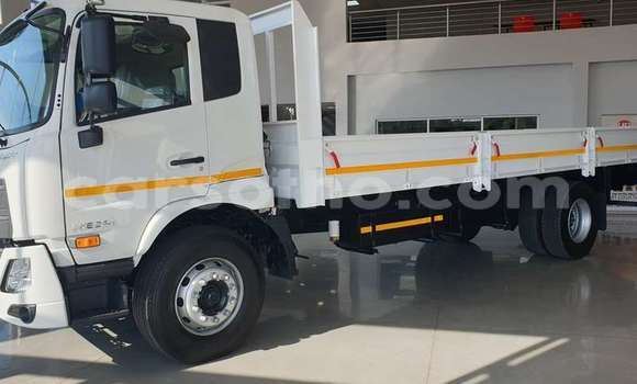 Acheter Occasion Voiture Nissan AD Blanc à Maputsoe, Leribe Acheter Occasion Voiture Nissan AD Blanc à Maputsoe, Leribe