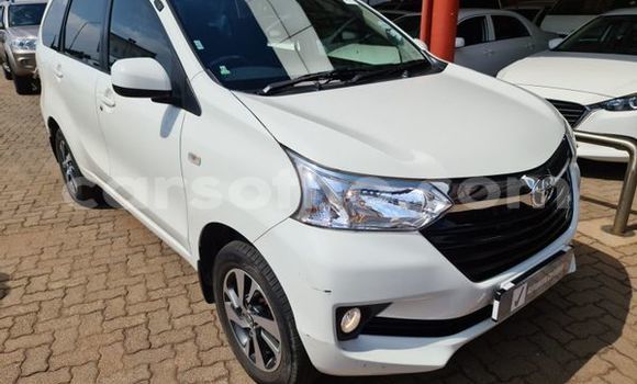 Sayi Na hannu Toyota Avanza White Mota in Maseru a Maseru Sayi Na hannu Toyota Avanza White Mota in Maseru a Maseru
