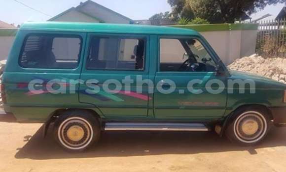 Acheter Occasion Voiture Toyota Venza Bleu à Maputsoa, Leribe Acheter Occasion Voiture Toyota Venza Bleu à Maputsoa, Leribe