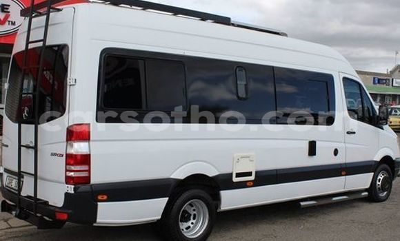 Sayi Na hannu Mercedes-Benz 190 SL White Mota in Maputsoa a Leribe Sayi Na hannu Mercedes-Benz 190 SL White Mota in Maputsoa a Leribe