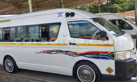 Acheter Occasion Voiture Toyota Hiace Blanc à Maseru, Maseru Acheter Occasion Voiture Toyota Hiace Blanc à Maseru, Maseru